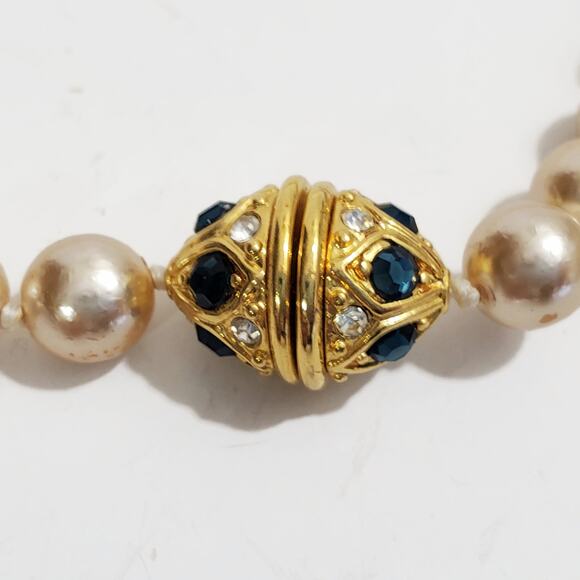 Vintage Nolan Miller Champagne Faux Pearl Necklace With Screw Clasp - Picture 2 of 5